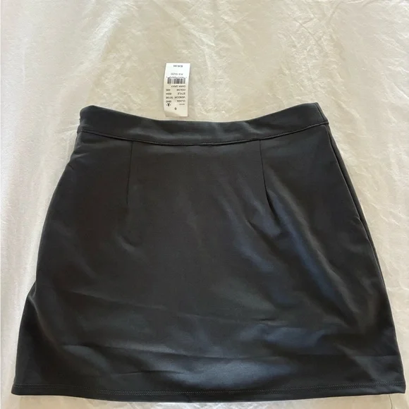 PacSun Dark Grey Skort Brand New - Picture 4 of 4